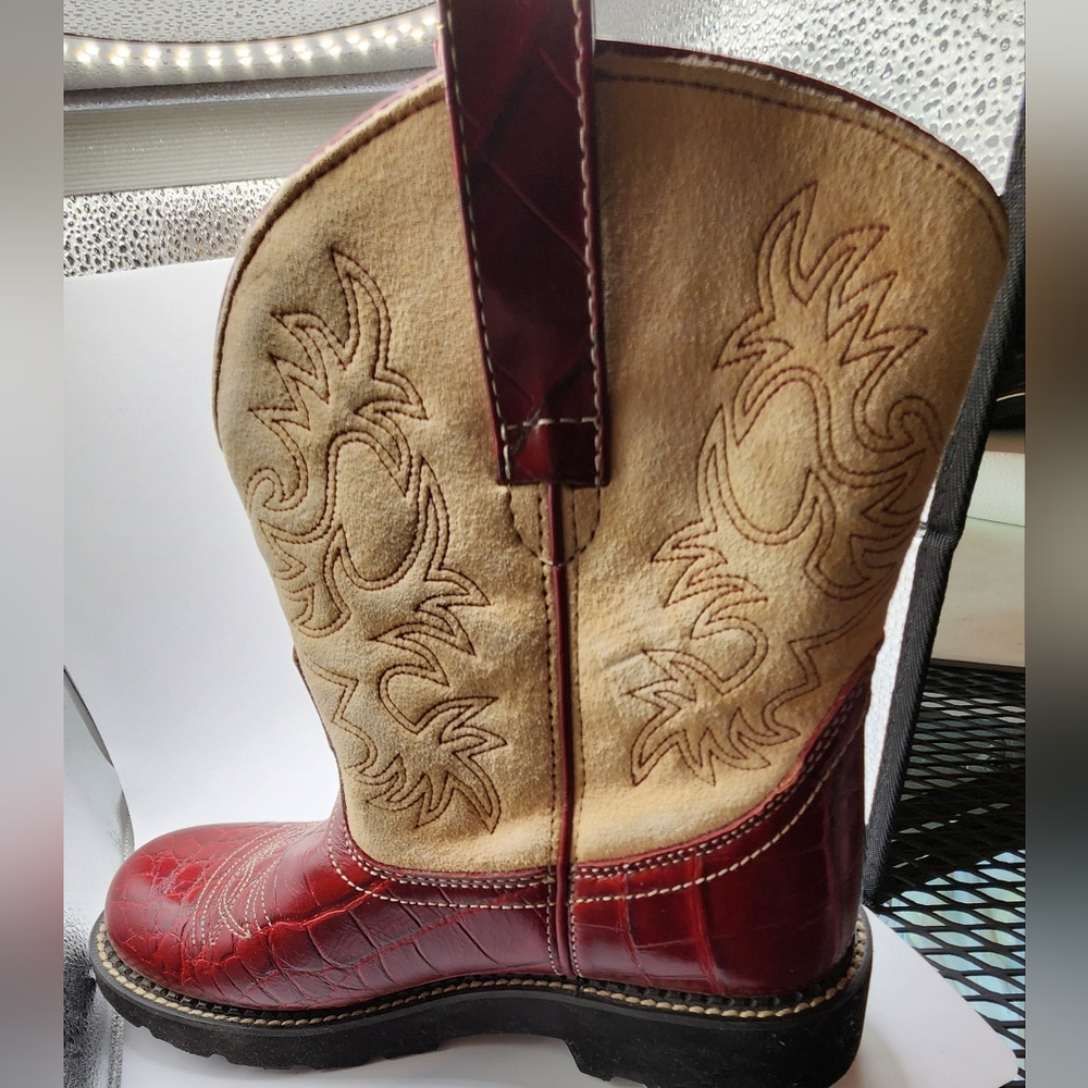 Red and Beige Western Cowboy Boots